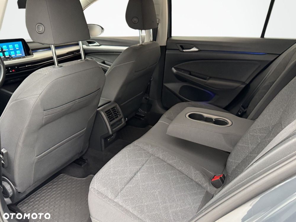 Volkswagen Golf Variant - 14