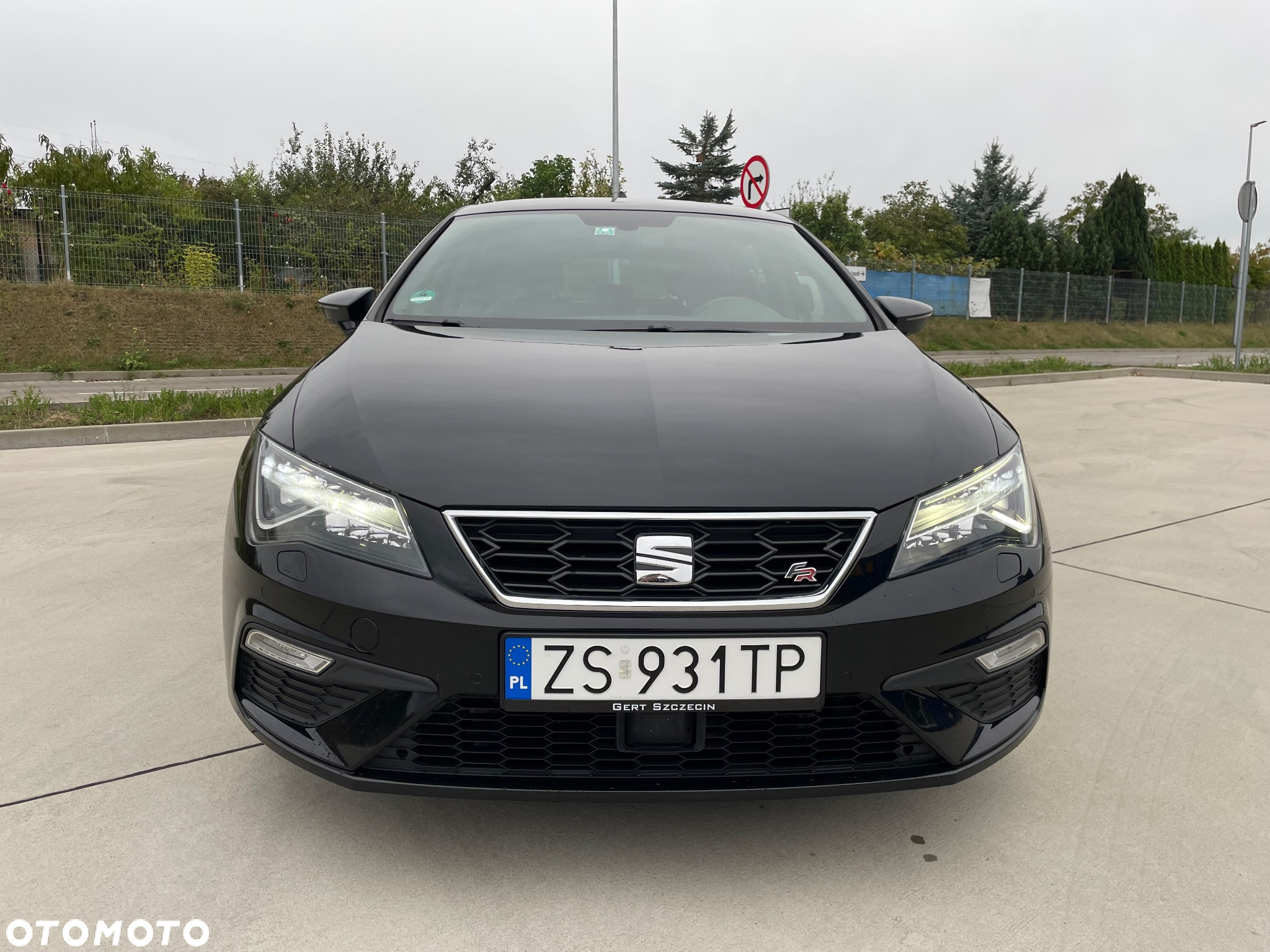 Seat Leon 2.0 TDI FR Black S&S - 10