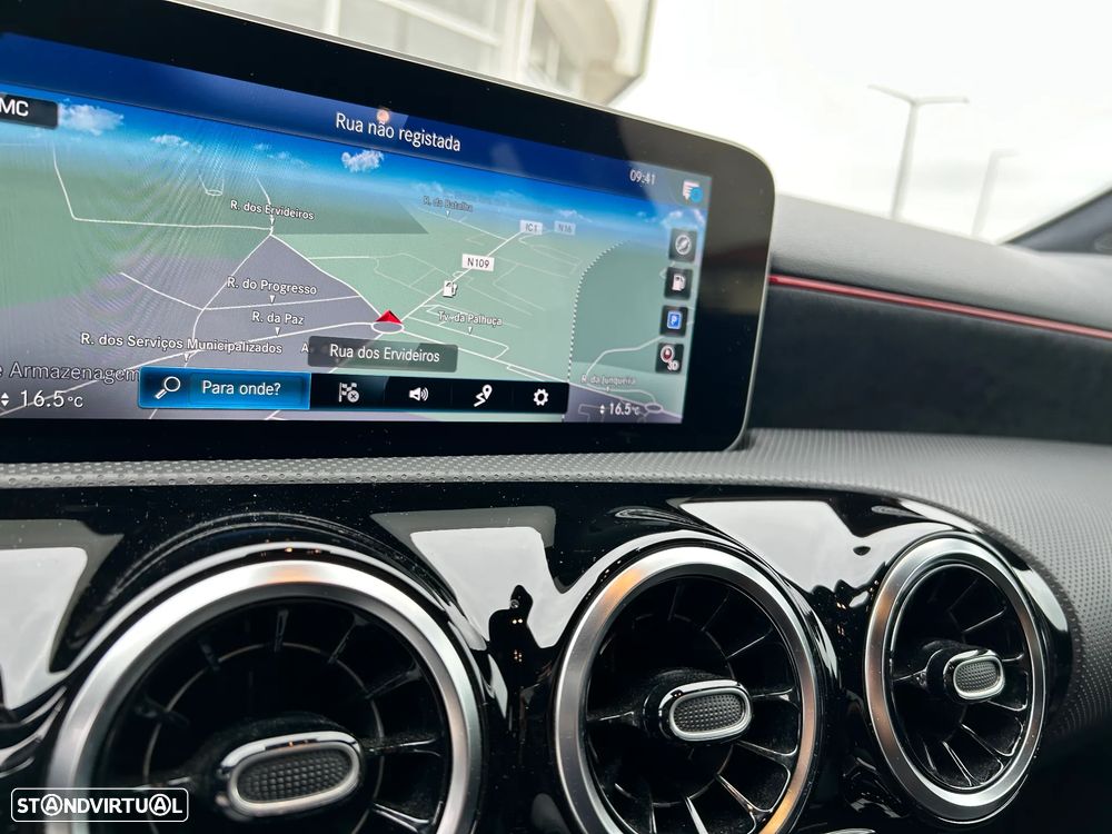 Mercedes-Benz A 250 e AMG Line - 39