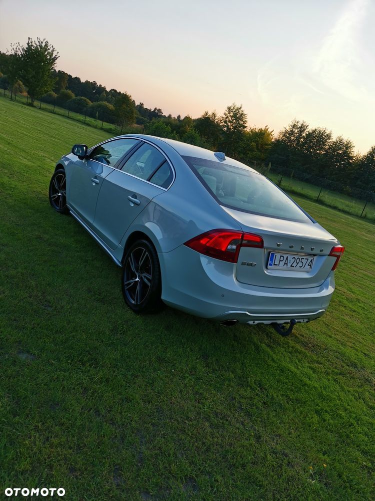 Volvo S60 D5 Summum - 4