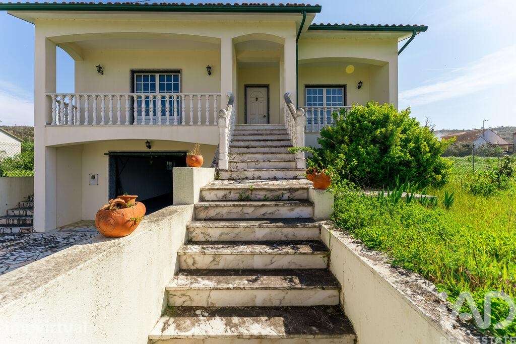 Moradia isolada T3 em Pelmá de 130 m2 - Grande imagem: 3/39