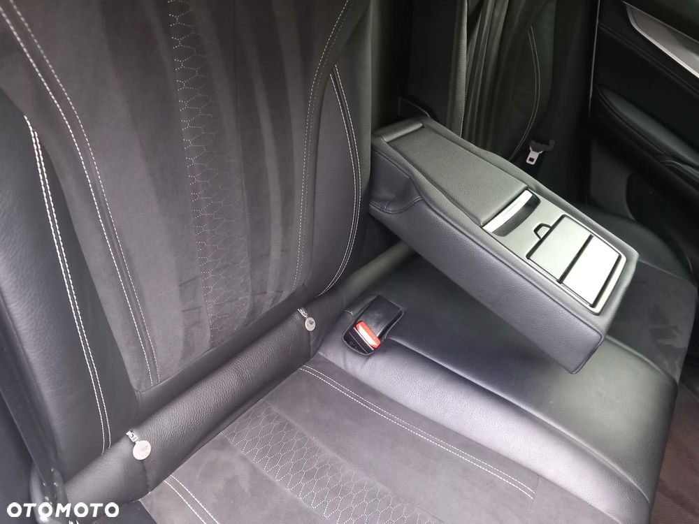 BMW X6 xDriveM50d - 9