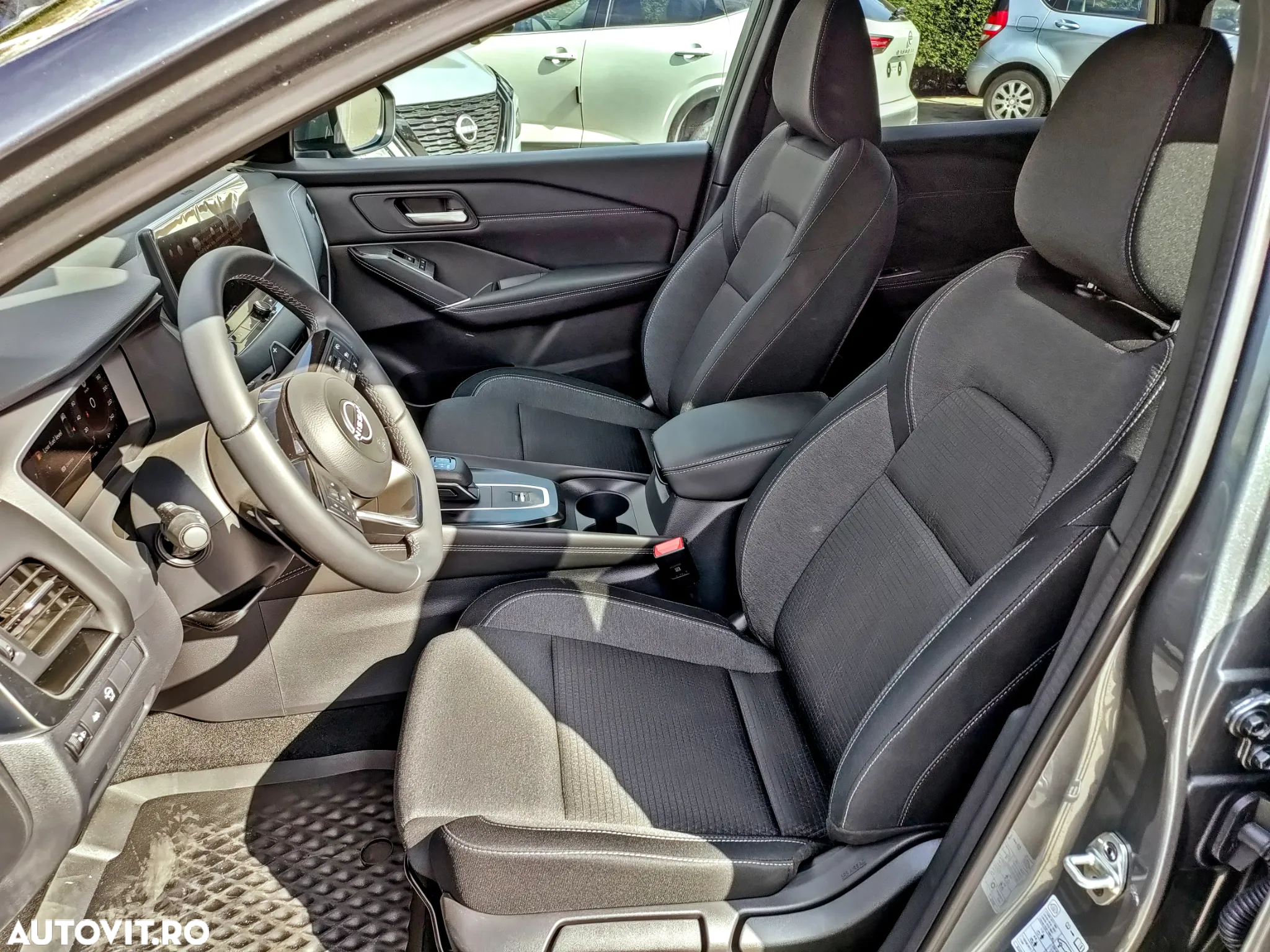 Nissan Qashqai 1.3 l Mild-Hybrid X-Tronic N-Connecta - 6