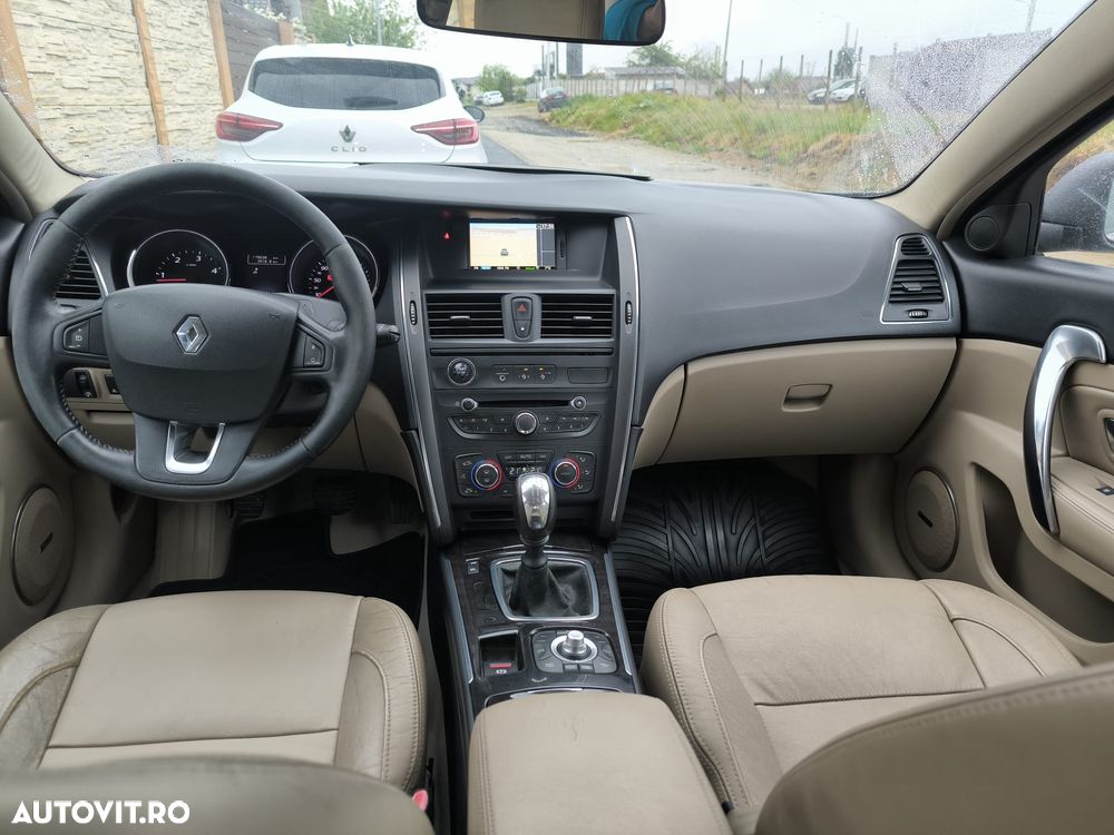 Renault Latitude 2.0 dCi Privilege - 15