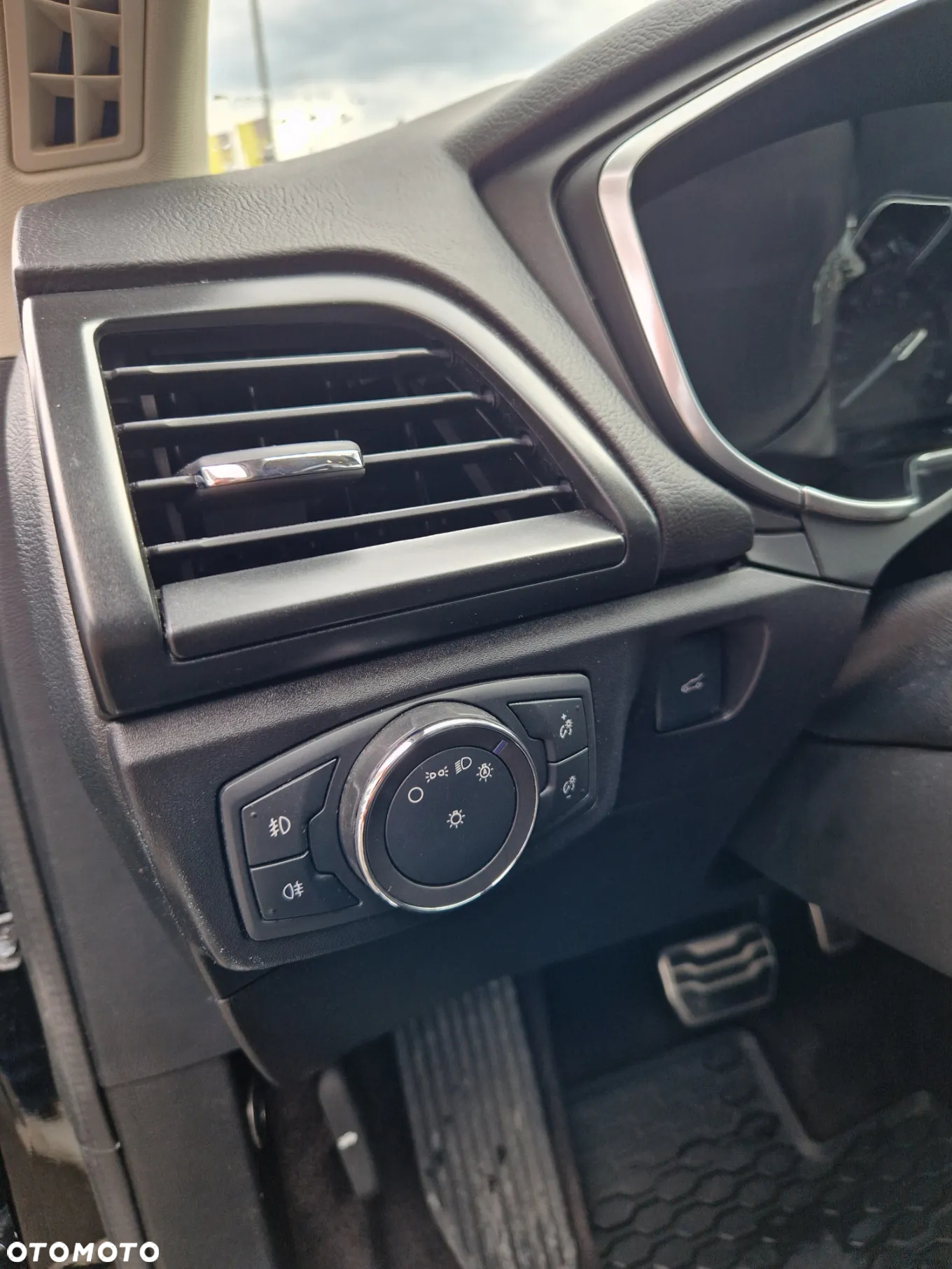 Ford Fusion 2.0 EcoBoost Titanium - 19