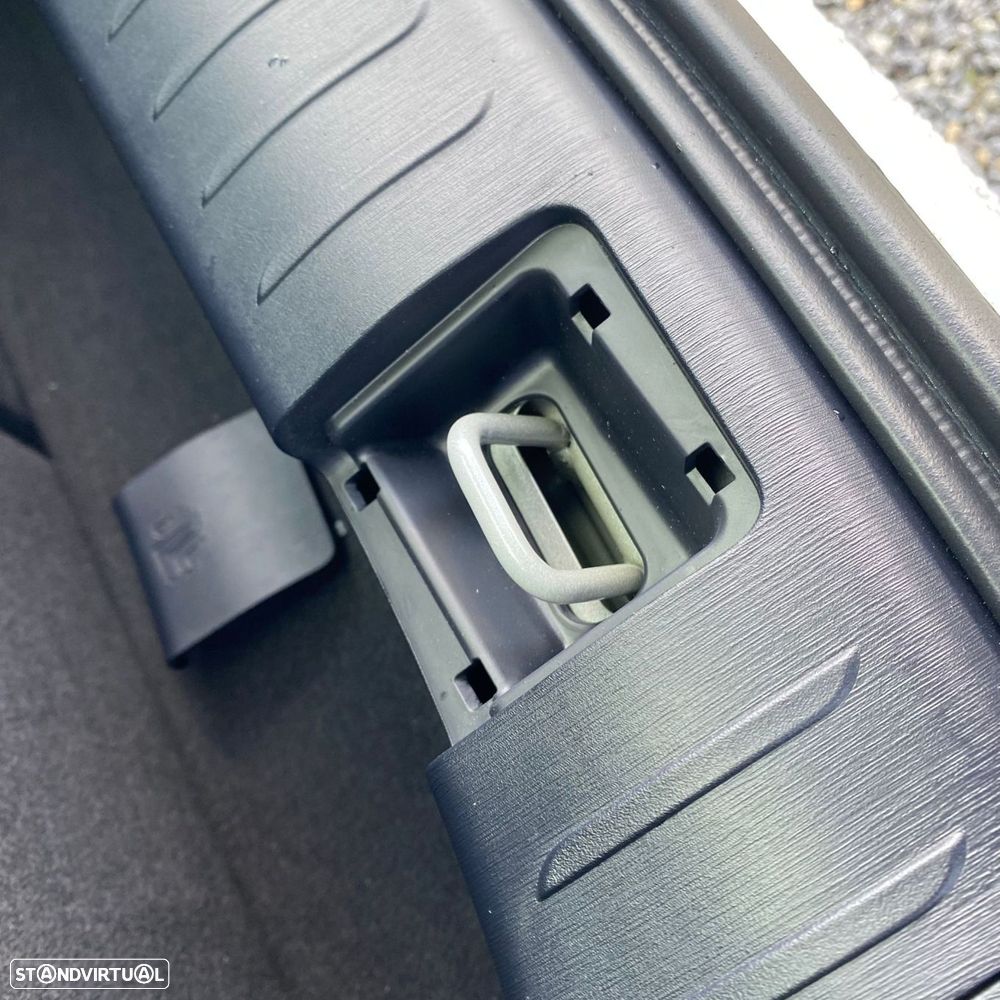 Toyota iQ 1.0 VVT-i 2 - 37