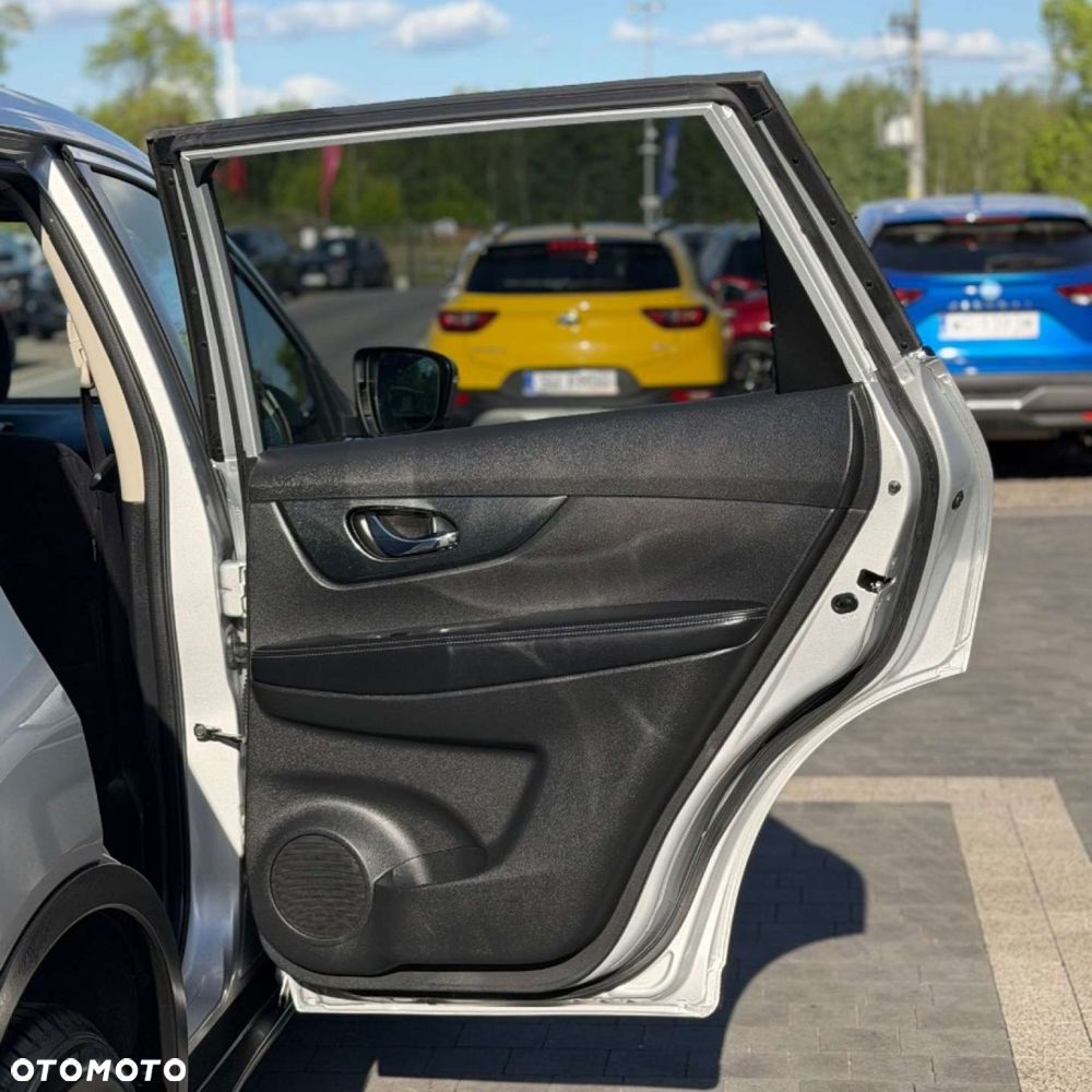 Nissan X-Trail - 32