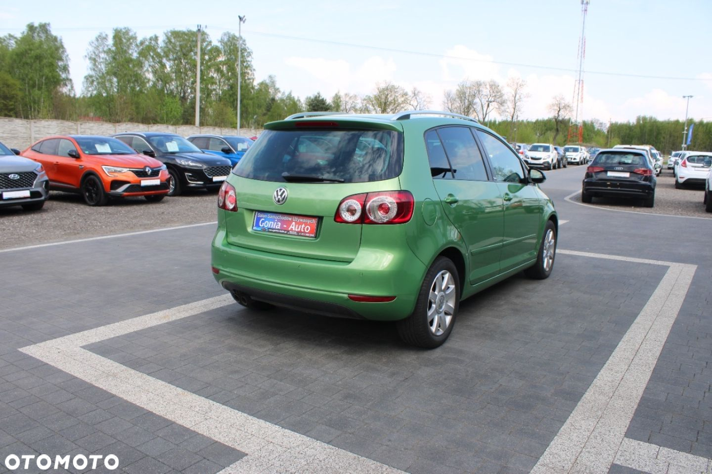Volkswagen Golf Plus - 9