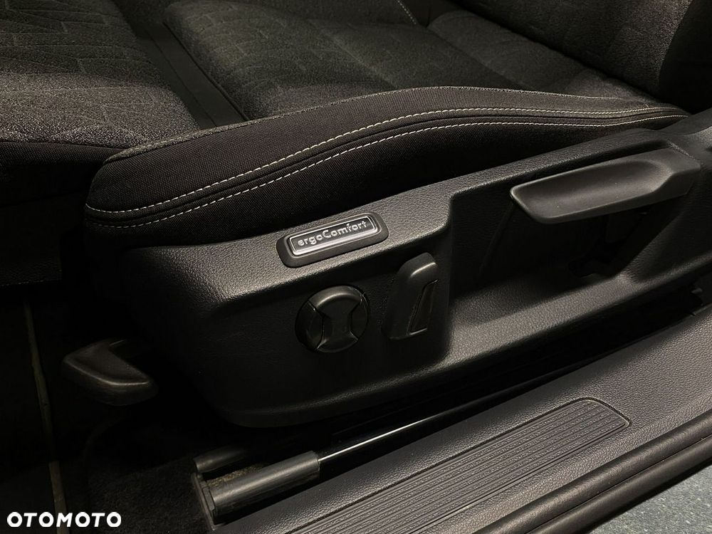 Volkswagen Passat Variant - 14