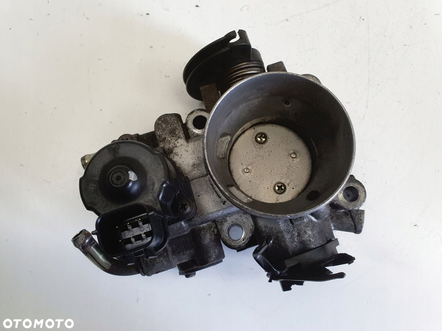 Mitsubishi Space Star 1.6 16V PRZEPUSTNICA AC50-356 - 9