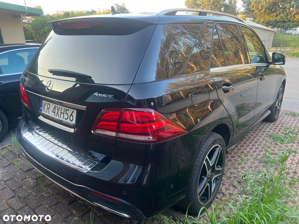 Audi Q3 2.0 TFSI Quattro S tronic design - 4