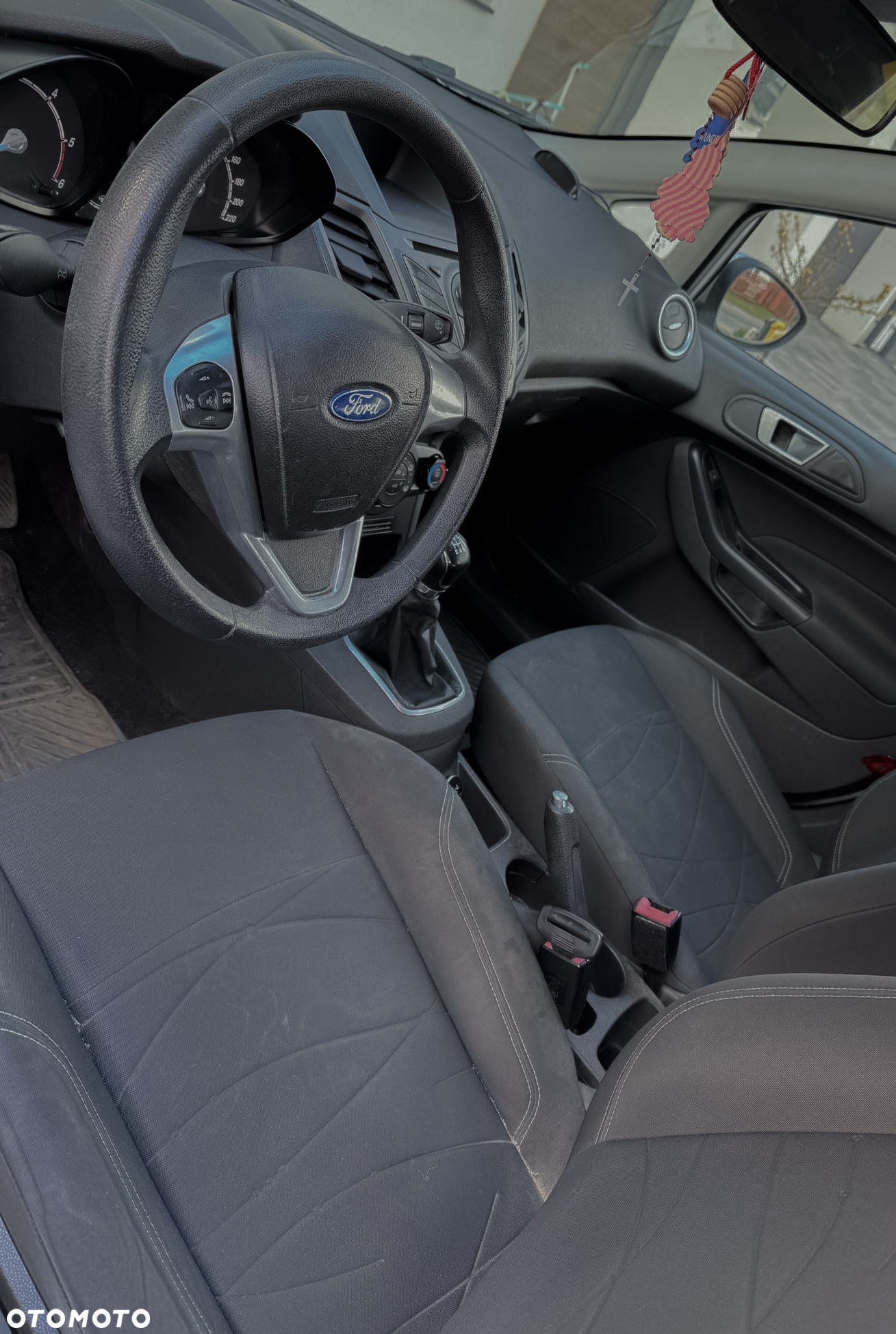 Ford Fiesta 1.5 TDCi Ambiente - 5