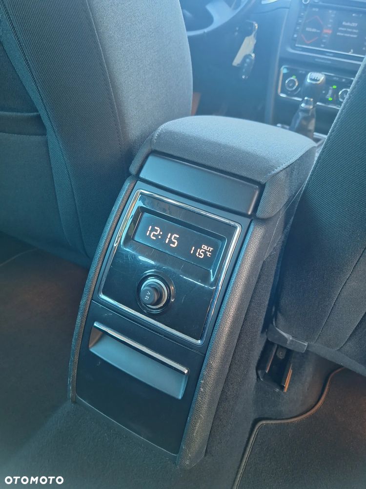 Skoda Superb 2.0 TDI Comfort - 34