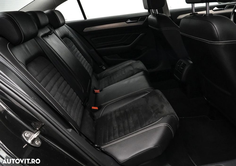 Volkswagen Passat 2.0 TDI DSG Comfortline - 17