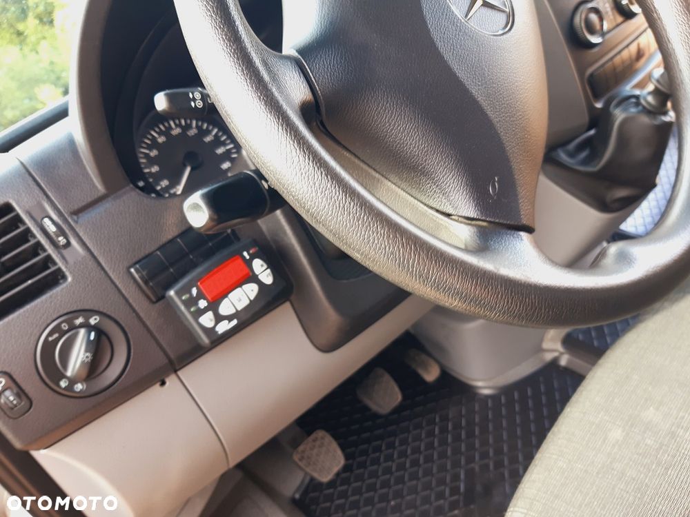 Mercedes-Benz MERCEDES SPRINTER 513 CDI EURO 6,CHŁODNIA XARIOS 350 MINUSOWA,TYLKO 122 000 KM,ZEWNĘTRZNE ZASILANIE 230V,WINDA DHOLLANDIA, BLIŹNIAKI,SUPER STAN, ZAREJESTROWANY,AKTUALNY, UDT,KLIMA,DRUKARKA,TEMPOMAT,ASYSNTENT PASA RUCHU,BOGATE WYPOSAŻENIE - 22
