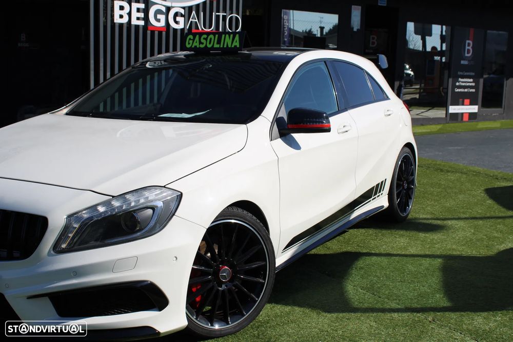 Mercedes-Benz A 45 AMG 4-Matic - 2