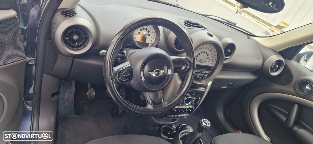 MINI Countryman One D - 6