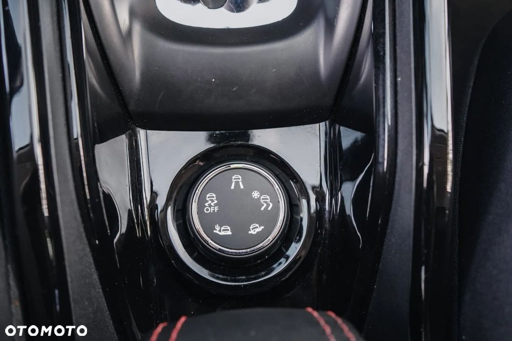Peugeot 2008 PureTech 130 Stop&Start EAT6 Allure - 25