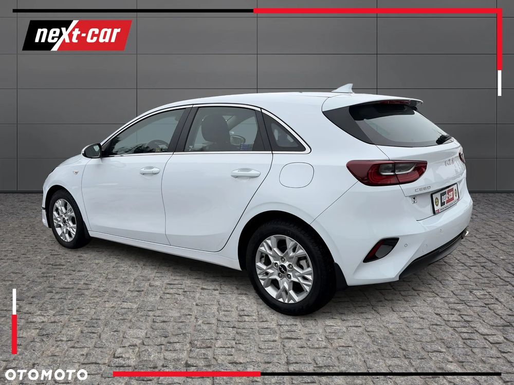 Kia Ceed 1.5 T-GDI M - 3
