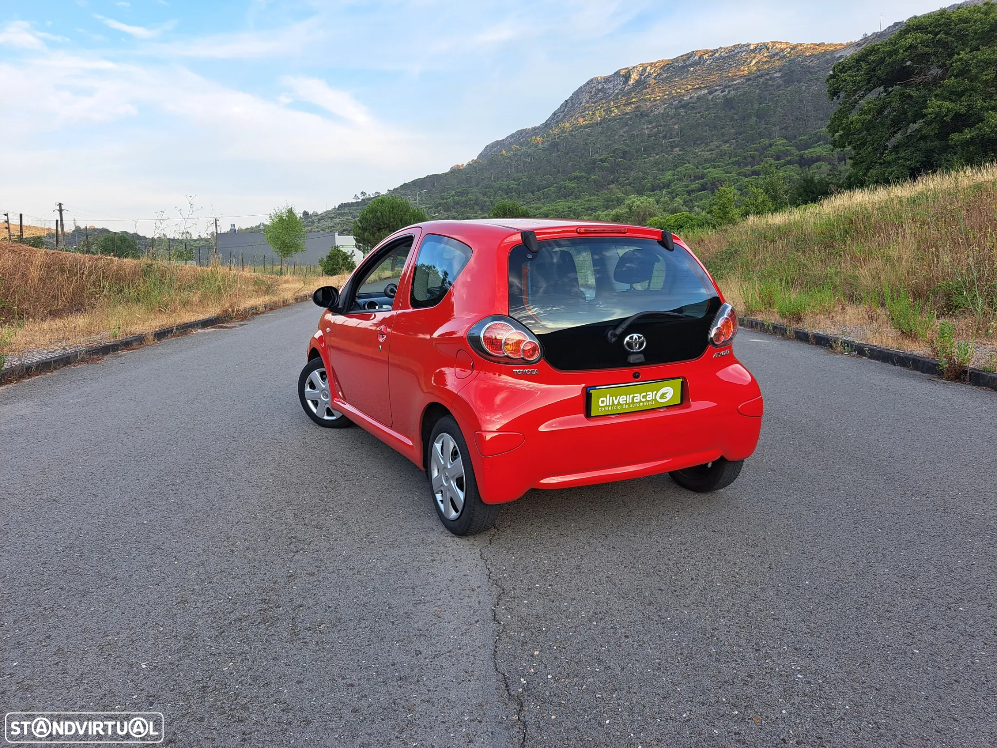 Toyota Aygo 1.0 Plus - 19