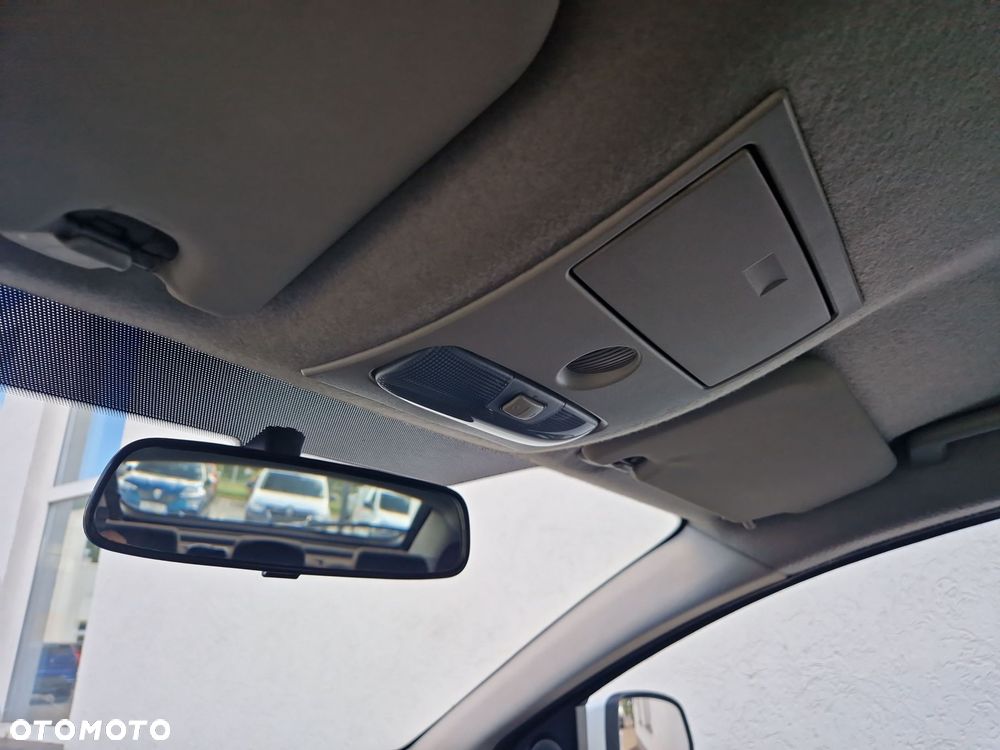 Ford Mondeo 1.8 TDCi Ambiente - 23