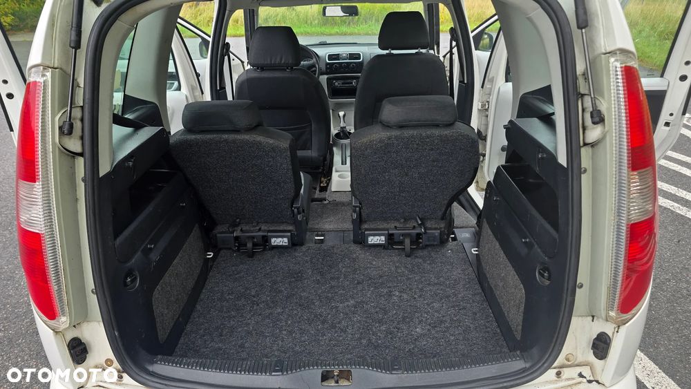Skoda Roomster 1.4 16V Style - 28