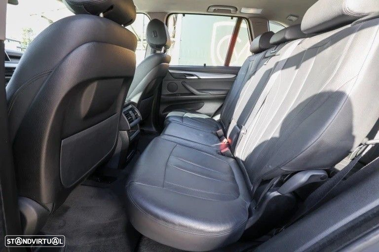 BMW X5 25 d sDrive Comfort 7L - 30