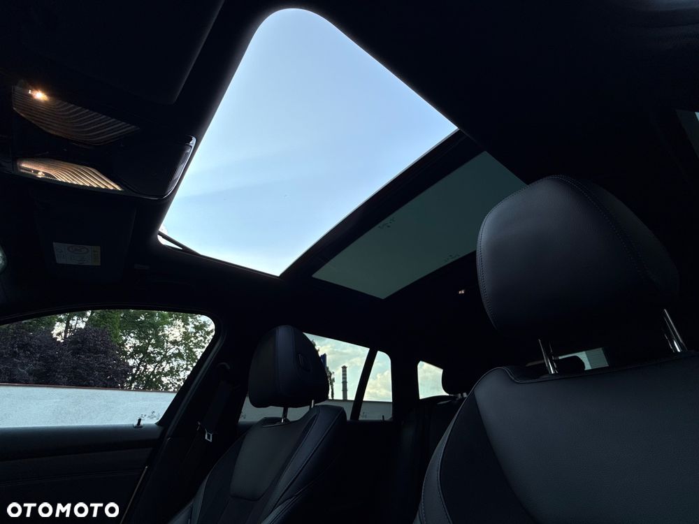 BMW Seria 3 320d Edition M Sport Shadow - 28