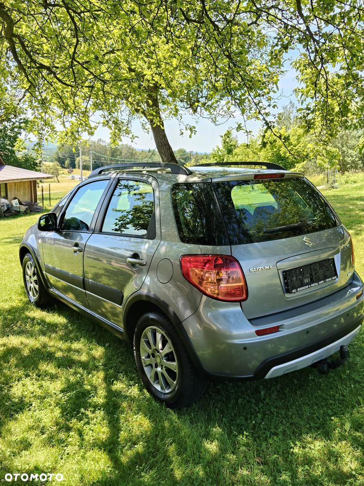 Suzuki SX4 1.6 Comfort 4WD - 2