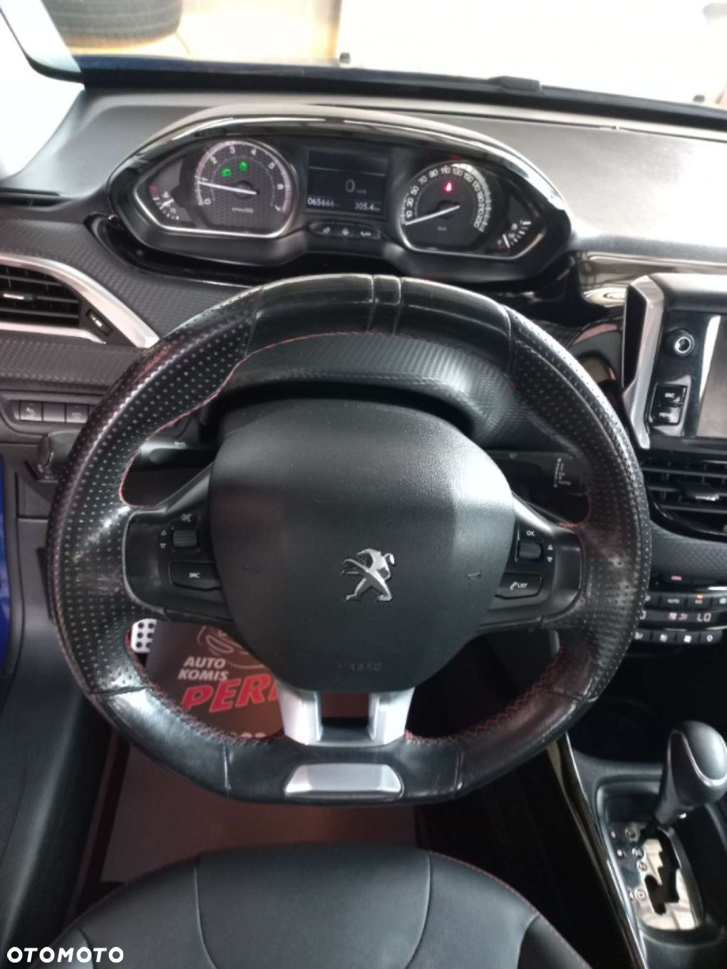 Peugeot 2008 - 13