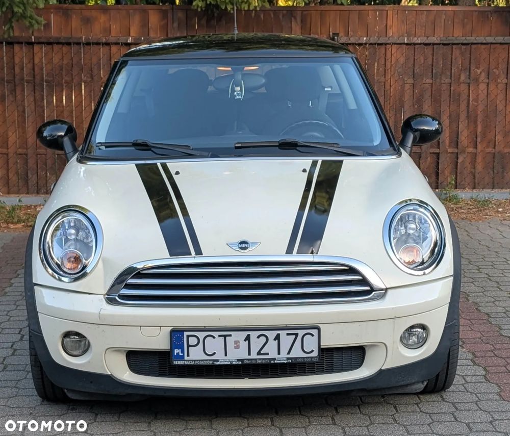 MINI Cooper Standard - 10