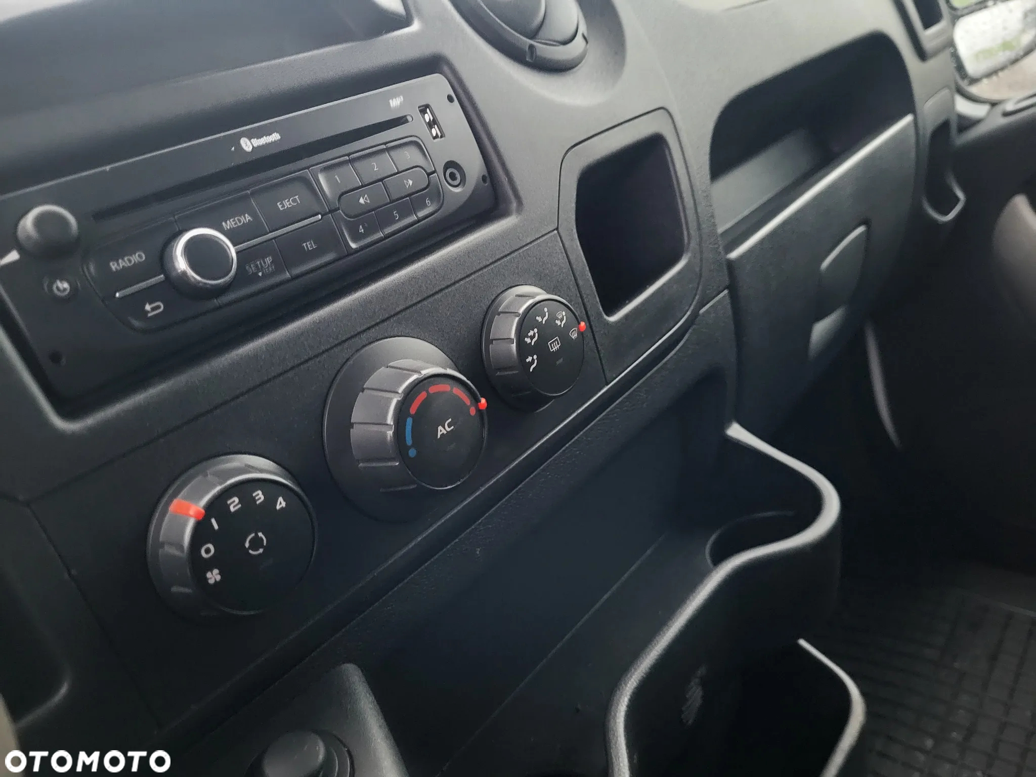 Nissan Nv 400 furgon z zabudową warsztatową klima super stan - 14