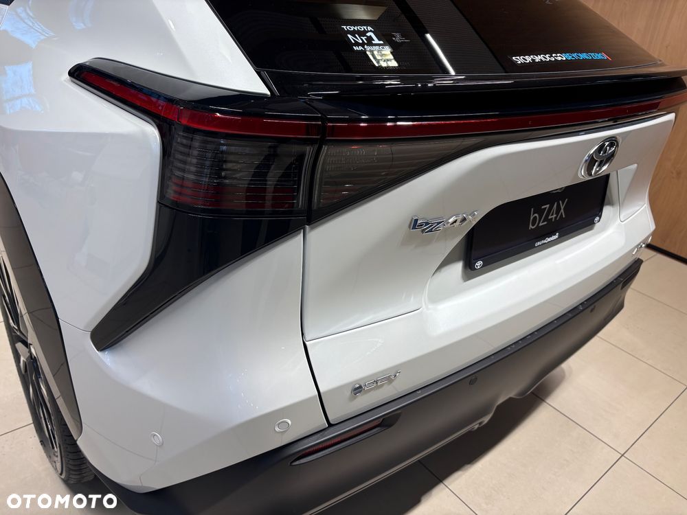 Toyota bZ4X 73.1kWh 4x4 Executive - 10