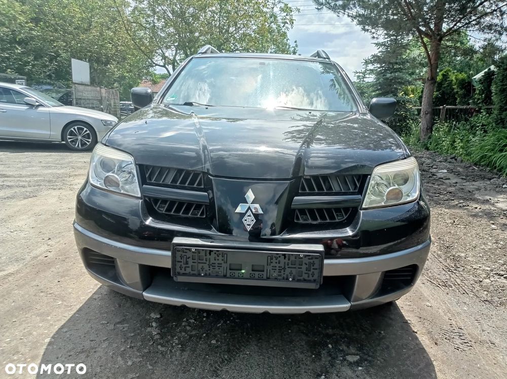 UWAGA ! AUTO W CAŁOŚCI 2006 MITSUBISHI OUTLANDER WERSJA SPECIAL 2,0 16V 140PS BENZYNA KLIMA ALU I WLAS DE - 3