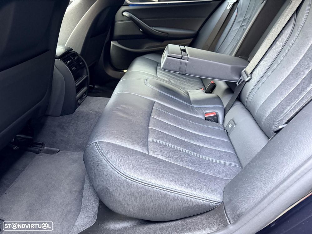 BMW 520 e Pack M - 20