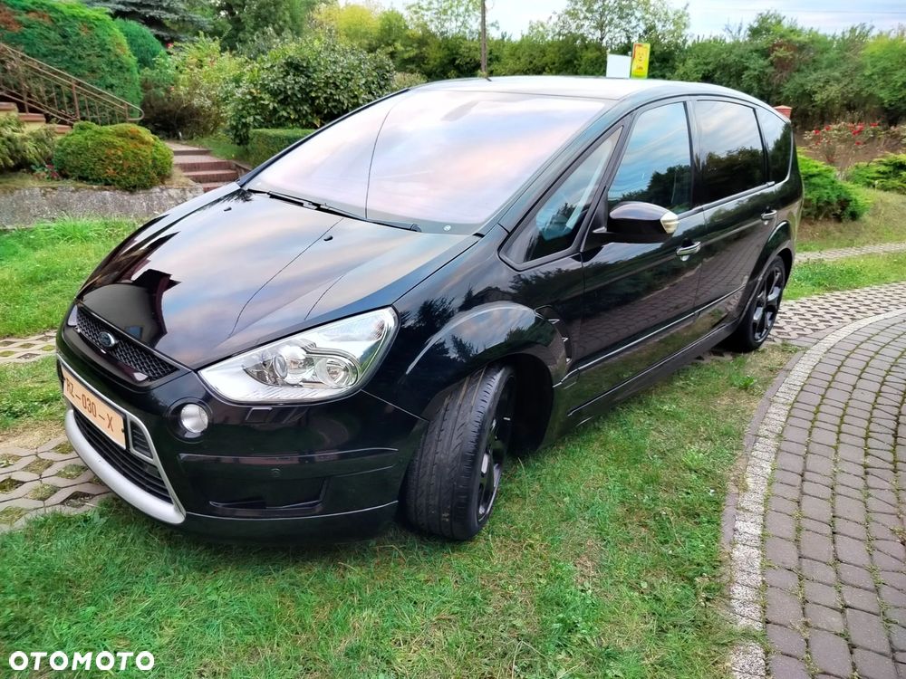 Ford S-Max - 34