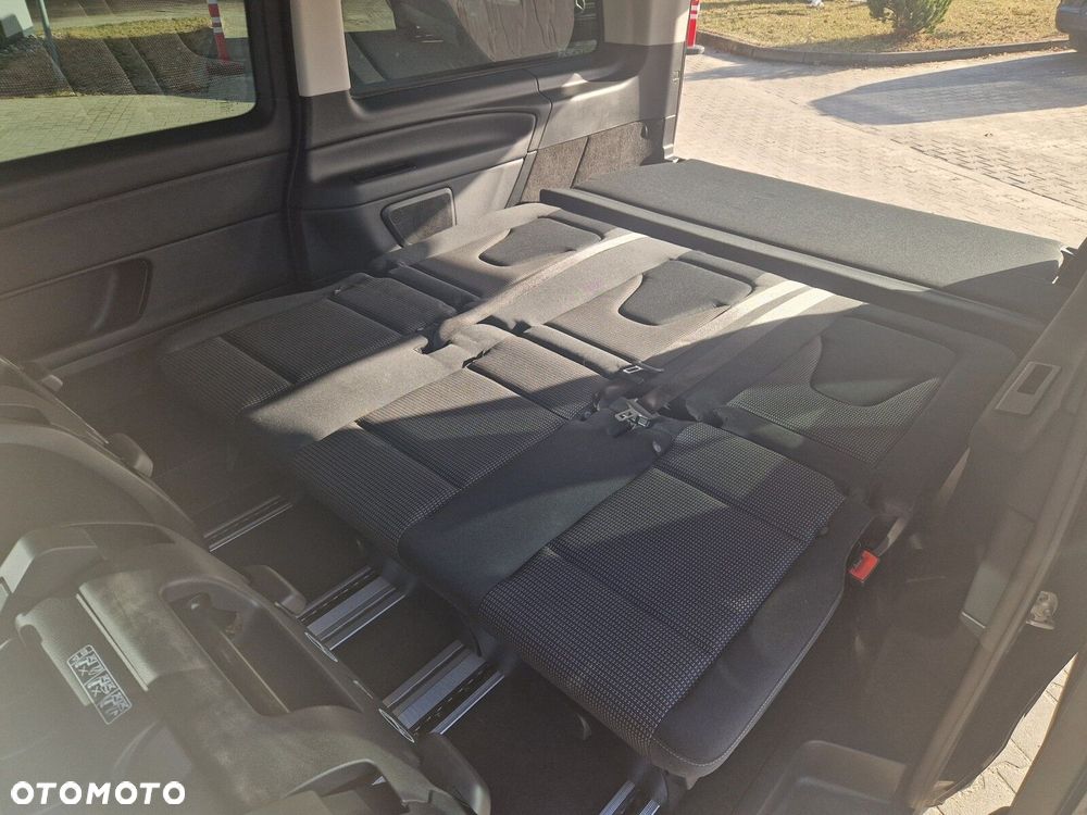 Mercedes-Benz Klasa V 300 d 4-Matic 9G-Tronic (d³ugi) - 15