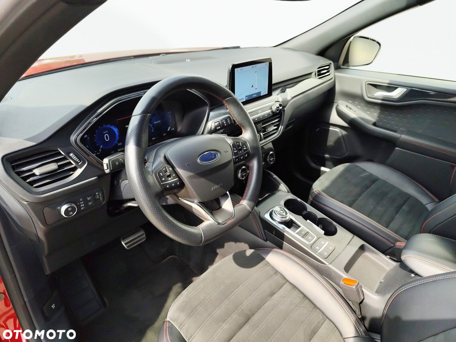 Ford Kuga - 9