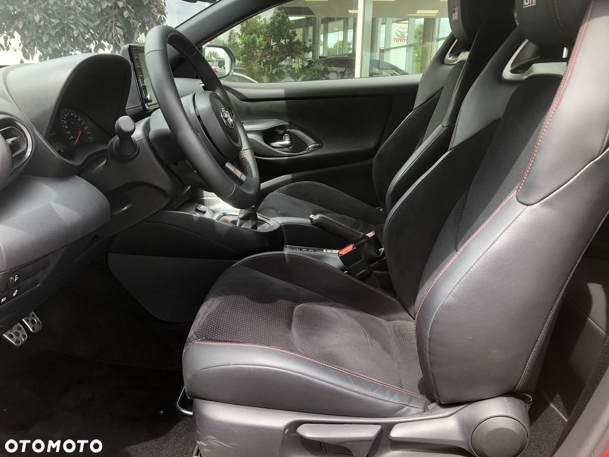 Toyota Yaris GR 1.6 Dynamic - 5