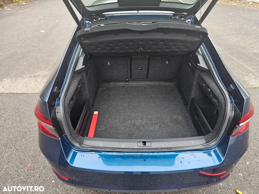 Skoda Superb 2.0 TDI DSG Ambition - 26