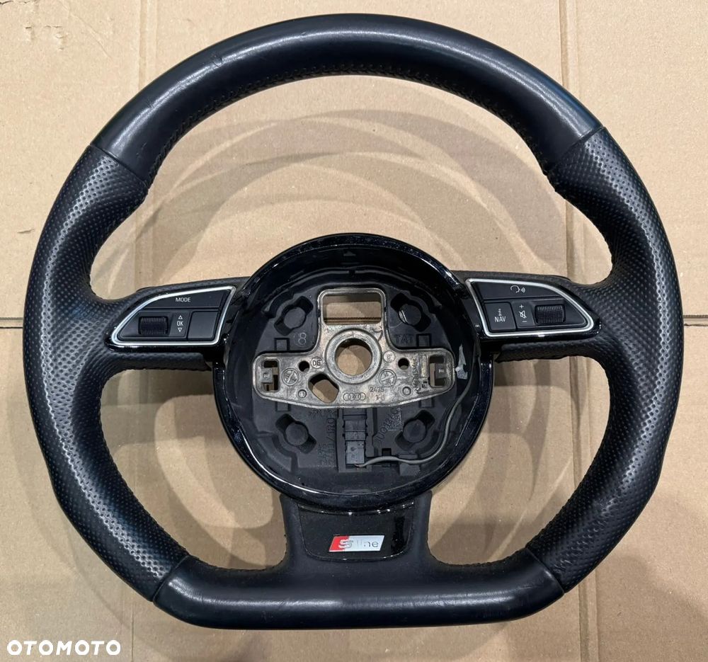 Audi A4 B8 8K Lift A5 8T S-line kierownica ścięta perforowana - 1