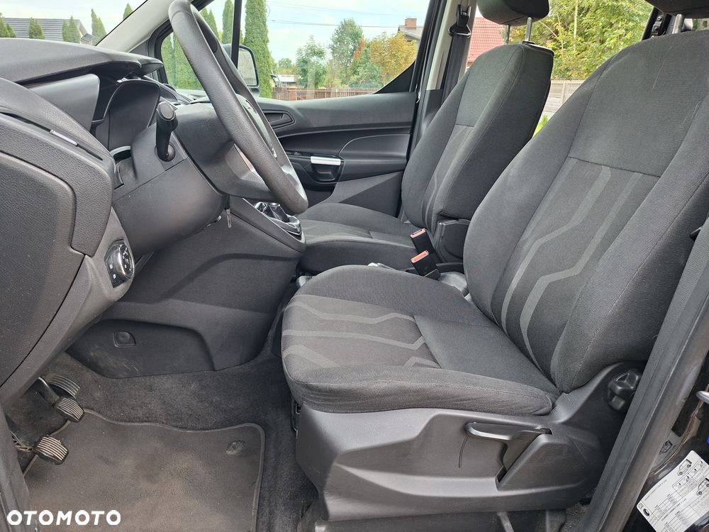 Ford Tourneo Connect Grand - 25