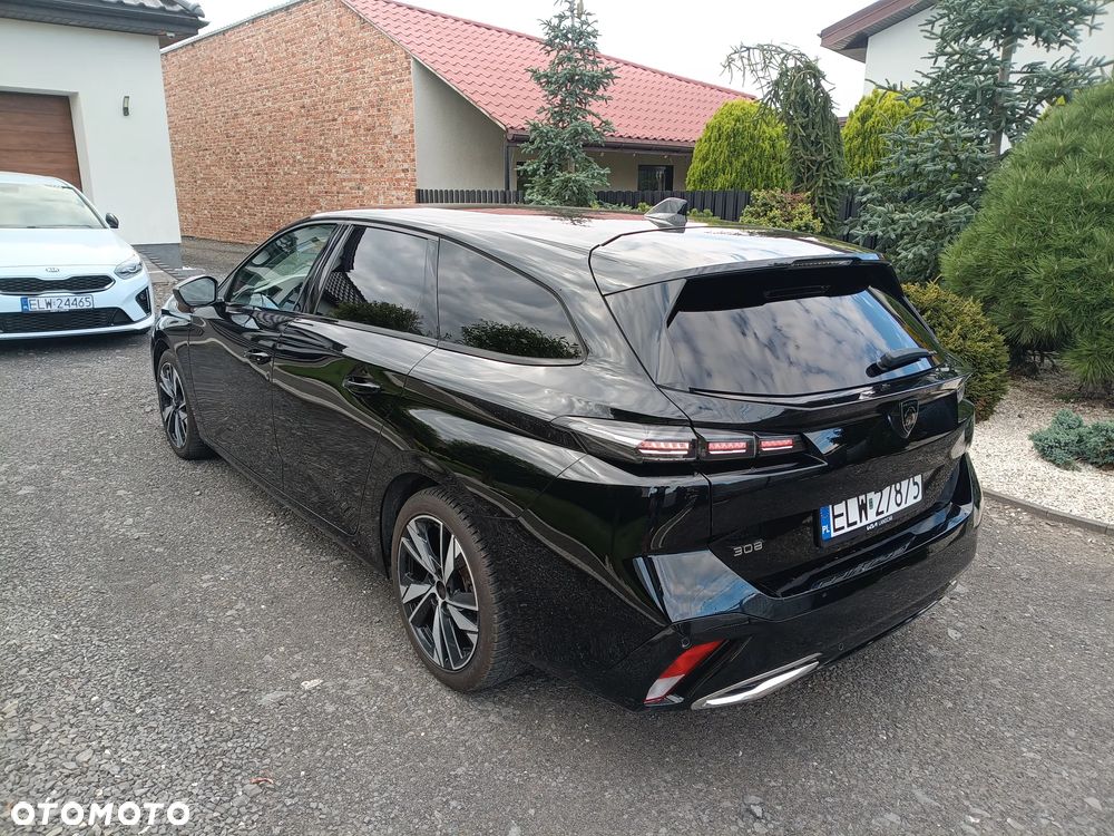 Peugeot 308 BlueHDi 130 EAT8 Allure - 4