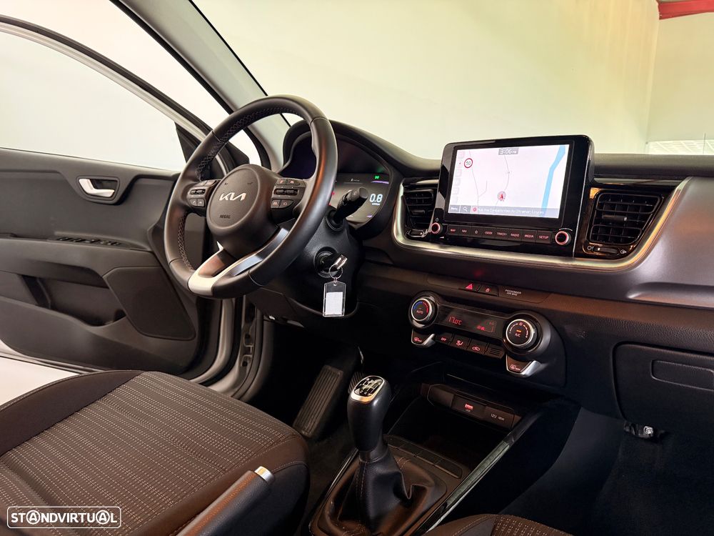 Kia Stonic - 15