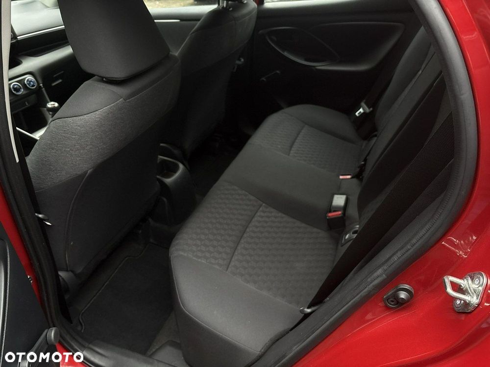 Toyota Yaris 1.5 Comfort - 10
