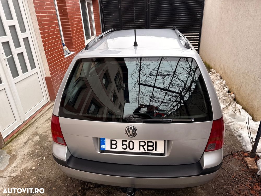 Volkswagen Golf 1.6 Comfortline - 19