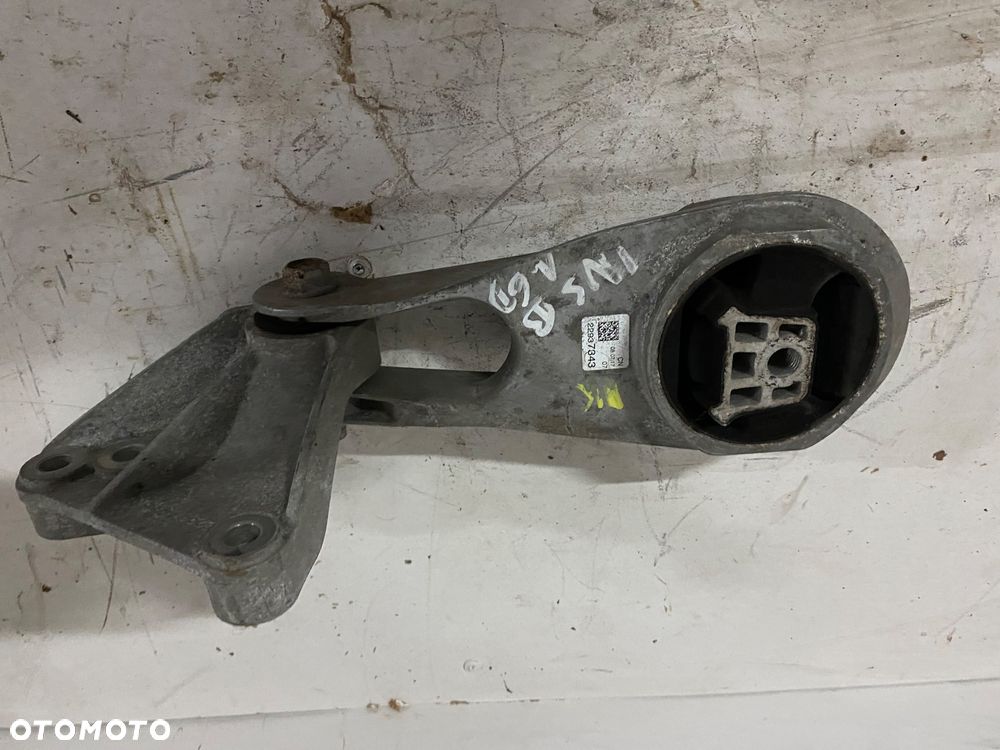 Opel Insignia b  łapa skrzyni - 1