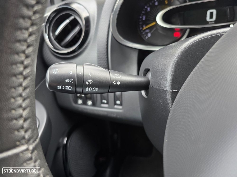 Renault Clio Sport Tourer 1.5 dCi Limited - 20