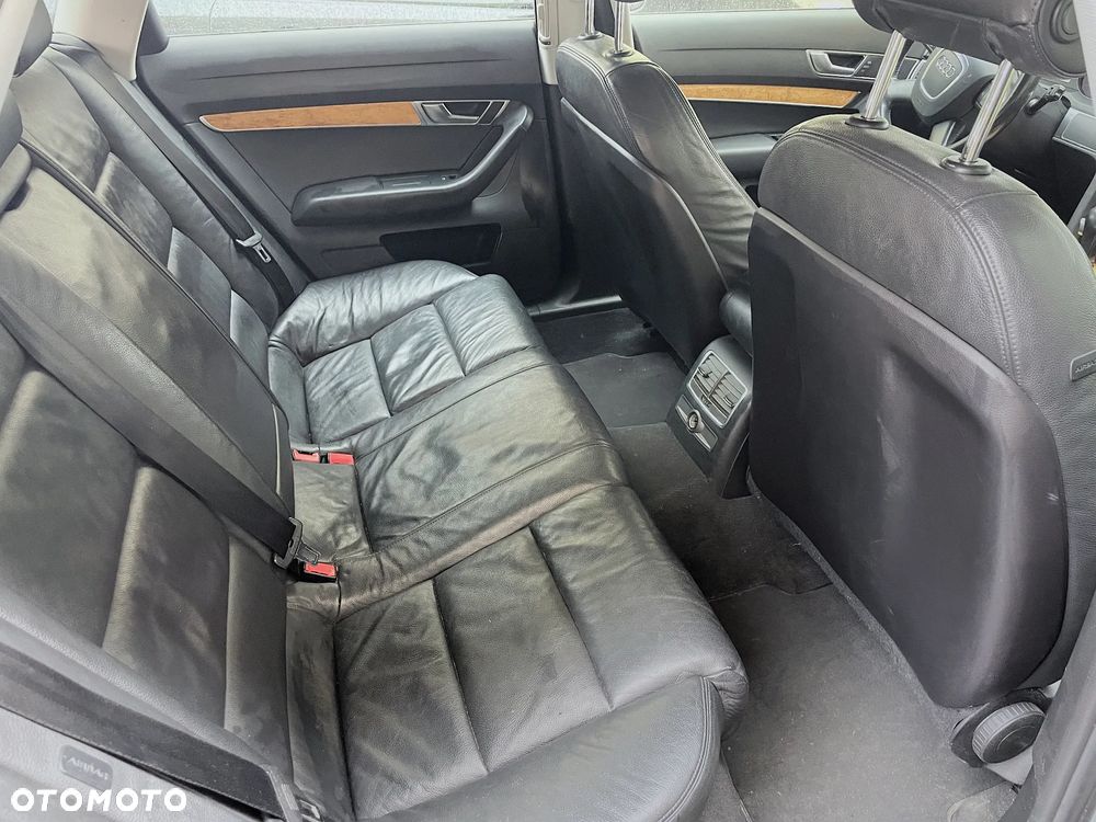 Audi A6 Avant 2.4 multitronic - 14