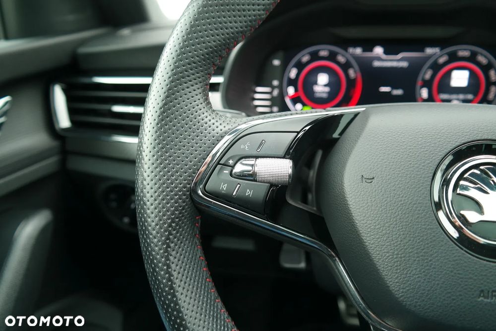 Skoda Kamiq 1.5 TSI Monte Carlo DSG - 15
